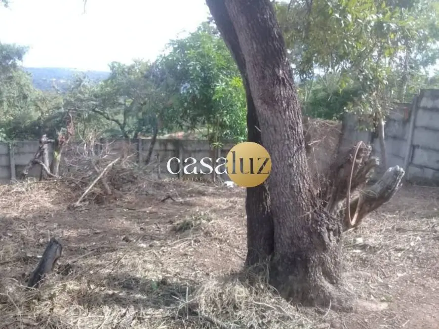 Foto 1 de Terreno / Lote à venda, 900m2 em Juatuba - MG