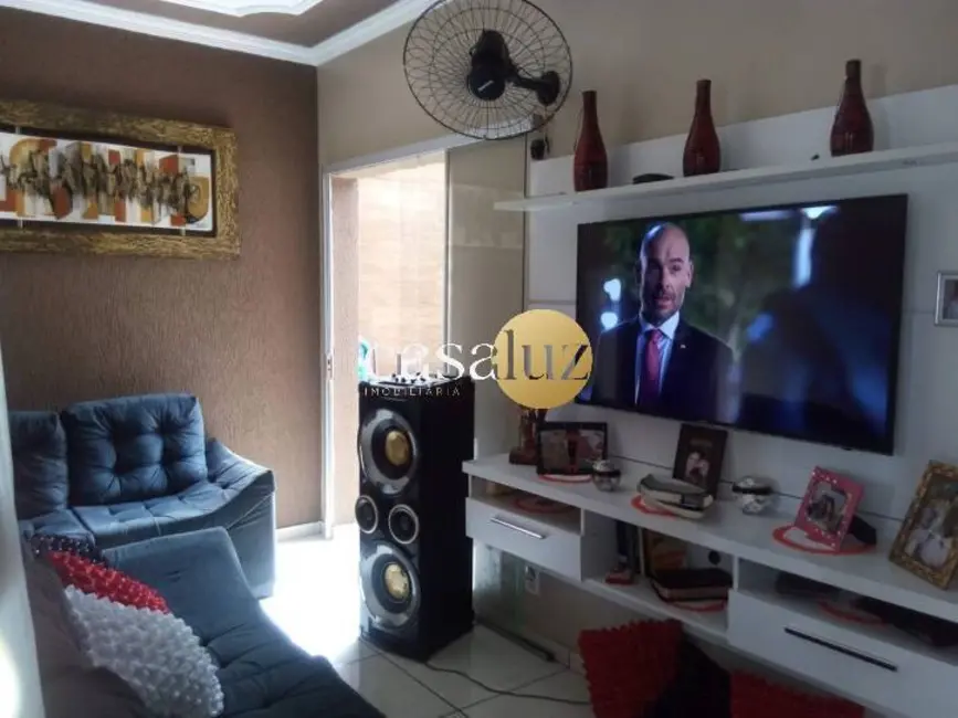 Foto 1 de Casa com 3 quartos à venda, 70m2 em Sarzedo - MG