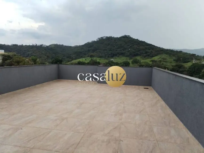 Foto 1 de Cobertura com 3 quartos à venda, 115m2 em Sarzedo - MG