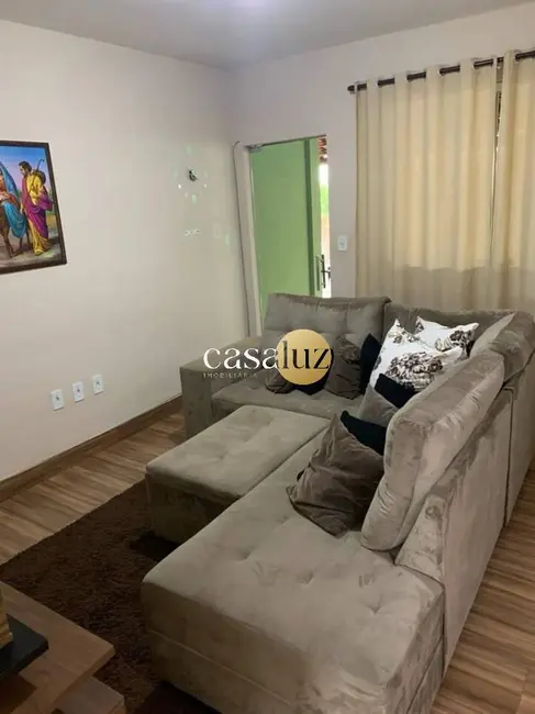 Foto 4 de Casa com 3 quartos à venda, 260m2 em Sarzedo - MG