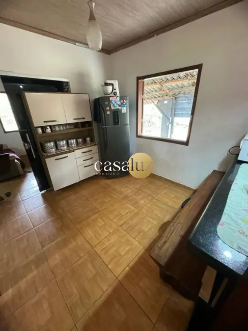 Casa com 2 quartos à venda, 2000m2 em Brumadinho - MG - imagem 3 Foto 3 de Casa com 2 quartos à venda, 2000m2 em Brumadinho - MG