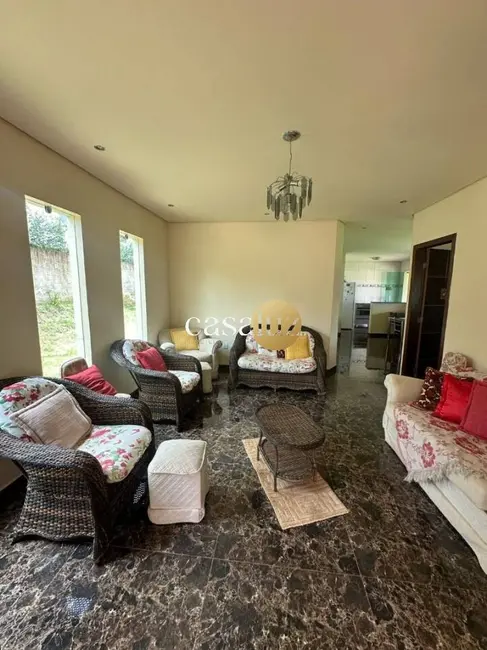 Foto 3 de Casa com 4 quartos à venda, 277m2 em Mario Campos - MG