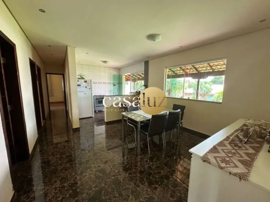 Foto 8 de Casa com 4 quartos à venda, 277m2 em Mario Campos - MG