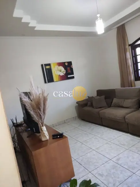 Foto 6 de Casa com 3 quartos à venda, 360m2 em Sarzedo - MG