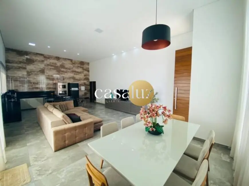 Foto 6 de Casa com 4 quartos à venda, 1028m2 em Sarzedo - MG