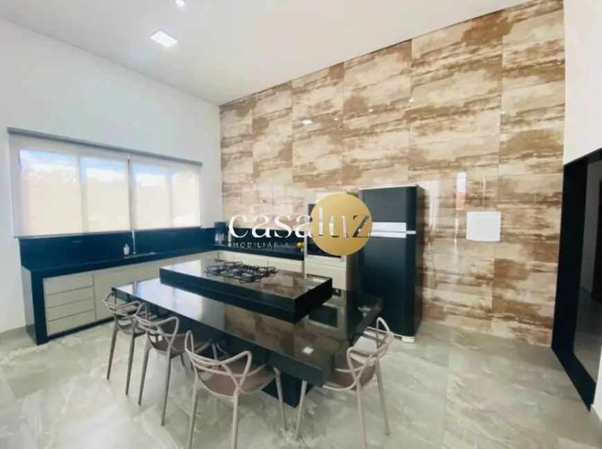 Foto 9 de Casa com 4 quartos à venda, 1028m2 em Sarzedo - MG