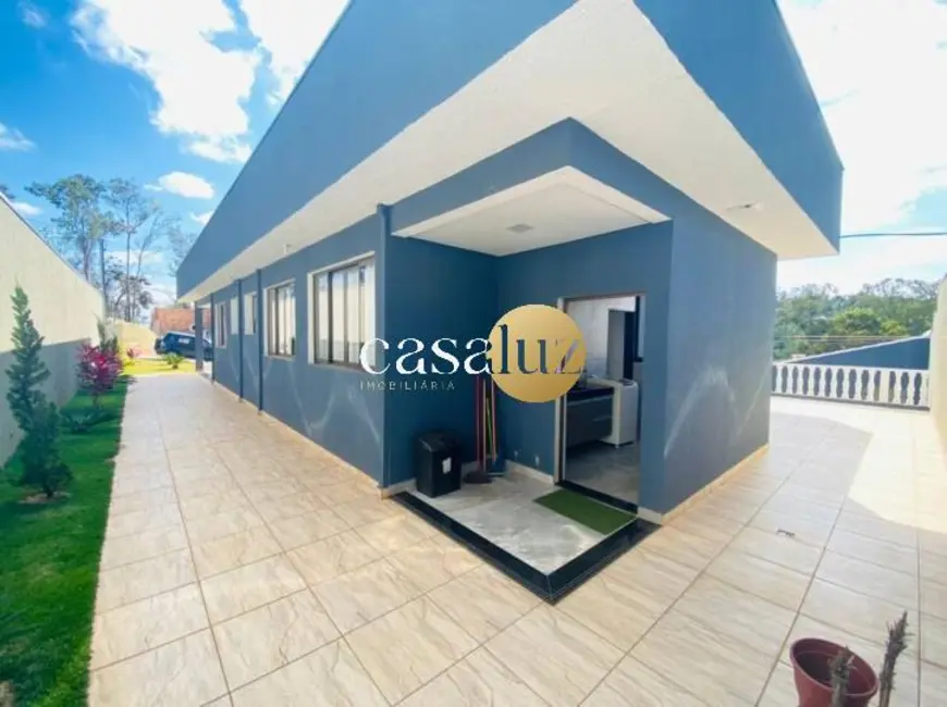 Foto 3 de Casa com 4 quartos à venda, 1028m2 em Sarzedo - MG