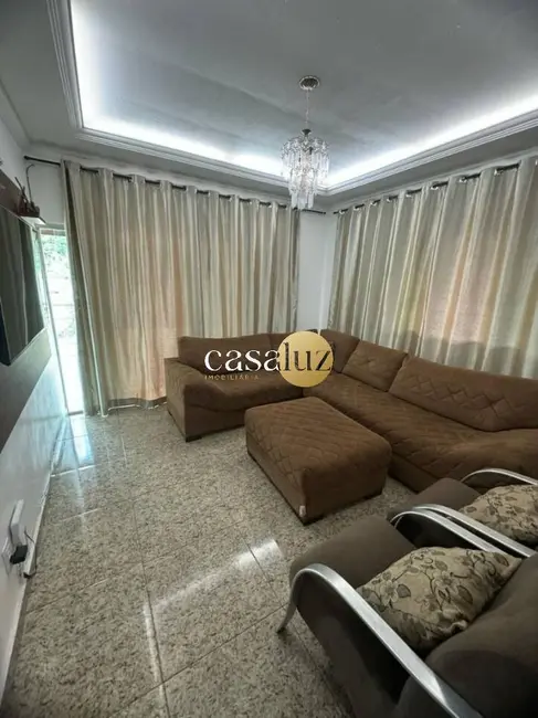 Foto 3 de Casa com 5 quartos à venda em Mario Campos - MG