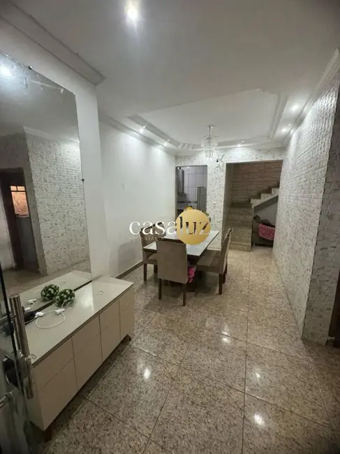 Foto 6 de Casa com 5 quartos à venda em Mario Campos - MG