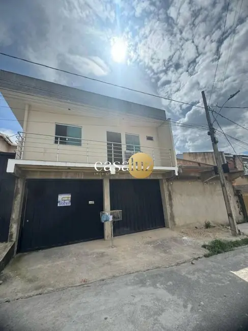 Foto 1 de Casa com 2 quartos à venda, 250m2 em Sarzedo - MG