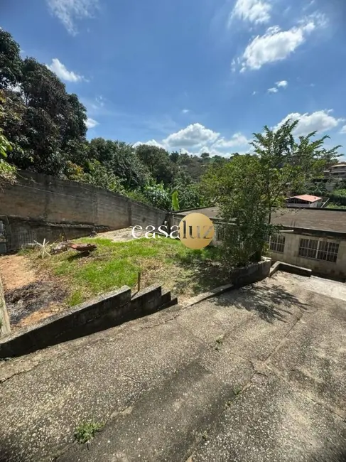 Foto 4 de Casa com 2 quartos à venda, 360m2 em Sarzedo - MG