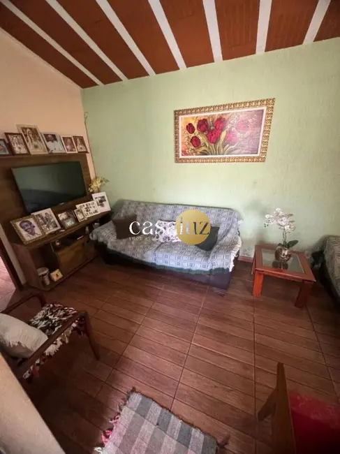 Foto 3 de Casa com 3 quartos à venda, 320m2 em Sarzedo - MG