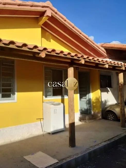 Foto 2 de Casa com 3 quartos à venda, 250m2 em Sarzedo - MG