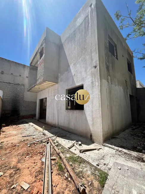 Casa com 3 quartos à venda, 120m2 em Sarzedo - MG - imagem 2 Foto 2 de Casa com 3 quartos à venda, 120m2 em Sarzedo - MG