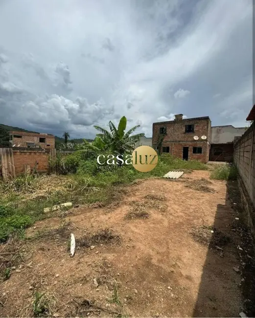 Foto 1 de Casa com 3 quartos à venda, 360m2 em Sarzedo - MG