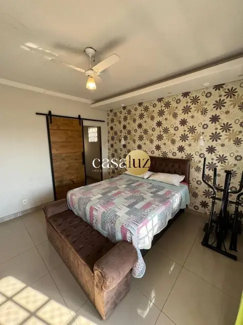 Foto 8 de Casa com 4 quartos à venda, 189m2 em Sarzedo - MG