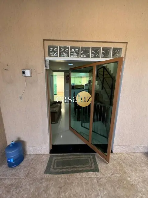 Casa com 4 quartos à venda, 180m2 em São Pedro, Ibirite - MG - imagem 7 Foto 7 de Casa com 4 quartos à venda, 180m2 em São Pedro, Ibirite - MG