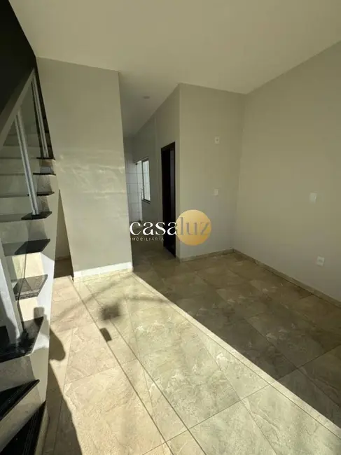 Foto 5 de Casa com 2 quartos à venda, 60m2 em Sarzedo - MG