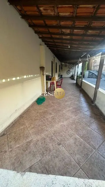 Foto 2 de Casa com 3 quartos à venda, 690m2 em Ibirite - MG