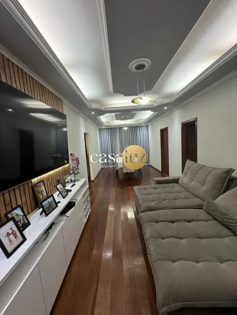Casa com 4 quartos à venda, 360m2 em Marilândia, Belo Horizonte - MG - imagem 2 Foto 2 de Casa com 4 quartos à venda, 360m2 em Marilândia, Belo Horizonte - MG