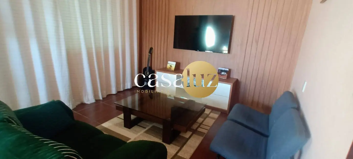 Foto 2 de Casa com 3 quartos à venda, 180m2 em Belo Horizonte - MG