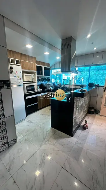 Foto 8 de Casa com 3 quartos à venda, 266m2 em Sarzedo - MG