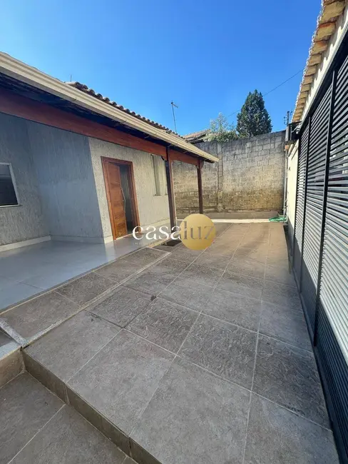 Foto 6 de Casa com 3 quartos à venda, 200m2 em Sarzedo - MG