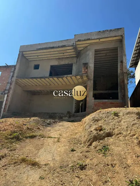 Foto 1 de Casa com 4 quartos à venda, 360m2 em Sarzedo - MG