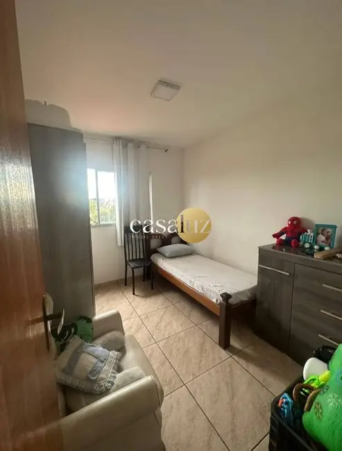 Foto 4 de Apartamento com 3 quartos à venda, 64m2 em Sarzedo - MG