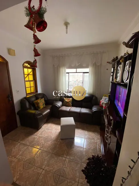 Foto 4 de Casa com 3 quartos à venda, 360m2 em Icaivera, Betim - MG