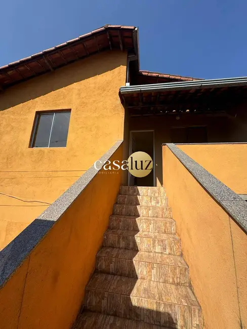 Foto 2 de Casa com 6 quartos à venda, 306m2 em Sarzedo - MG