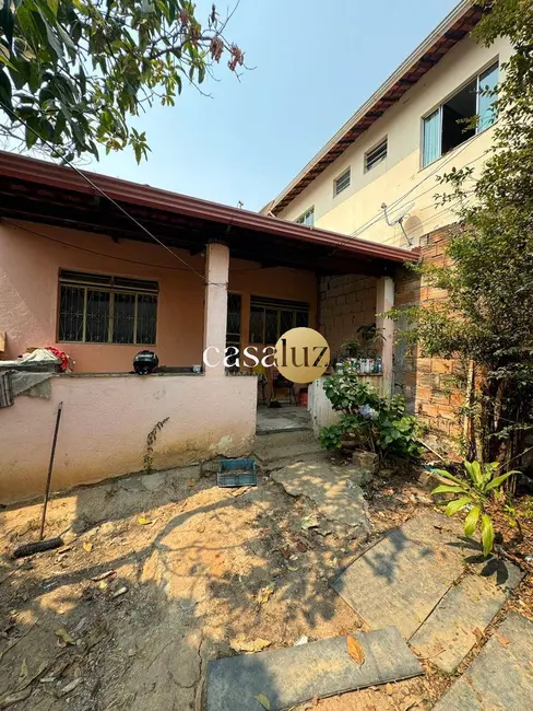 Foto 3 de Casa com 2 quartos à venda, 360m2 em Itacolomi, Betim - MG