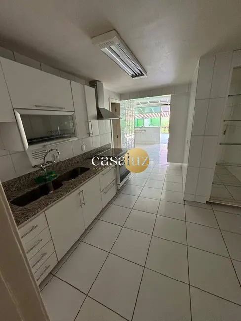Apartamento com 4 quartos à venda, 348m2 em Santo Antônio, Belo Horizonte - MG - imagem 7 Foto 7 de Apartamento com 4 quartos à venda, 348m2 em Santo Antônio, Belo Horizonte - MG