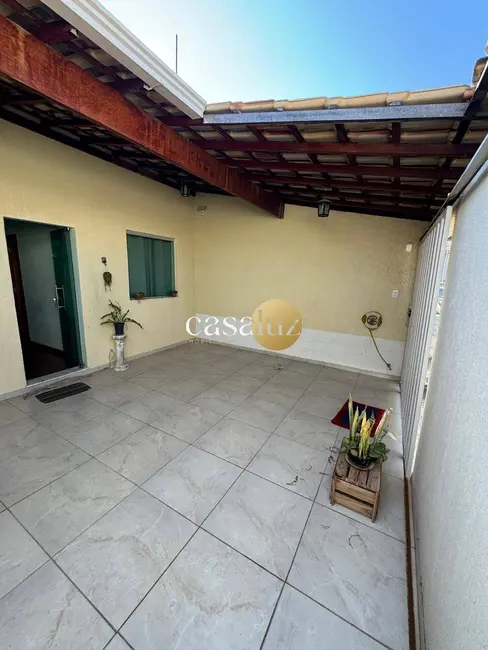 Casa com 2 quartos à venda, 127m2 em Ibirite - MG - imagem 2 Foto 2 de Casa com 2 quartos à venda, 127m2 em Ibirite - MG