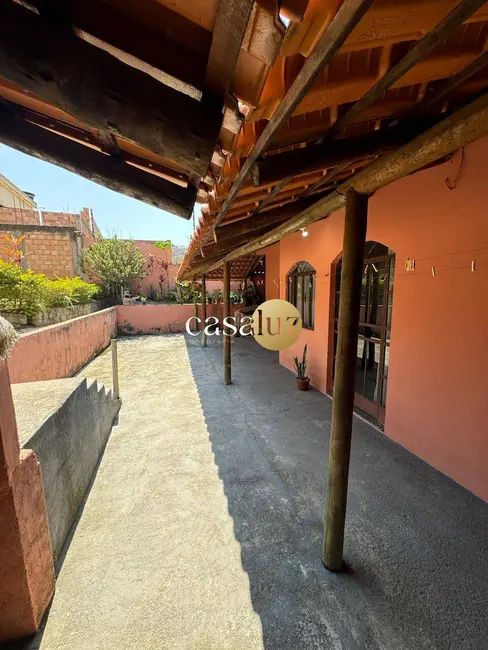 Casa com 3 quartos à venda, 456m2 em Ibirite - MG - imagem 1 Foto 1 de Casa com 3 quartos à venda, 456m2 em Ibirite - MG