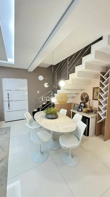 Foto 2 de Casa com 3 quartos à venda, 361m2 em Sarzedo - MG