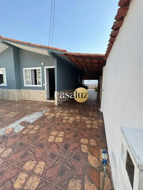 Casa com 3 quartos à venda, 231m2 em Sarzedo - MG - imagem 3 Foto 3 de Casa com 3 quartos à venda, 231m2 em Sarzedo - MG