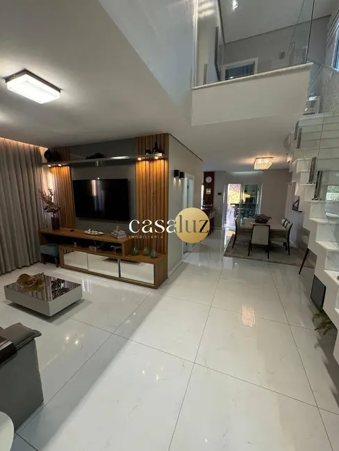 Foto 9 de Casa com 3 quartos à venda, 257m2 em Sarzedo - MG