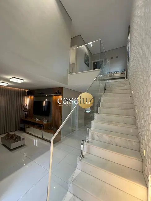 Foto 5 de Casa com 3 quartos à venda, 257m2 em Sarzedo - MG