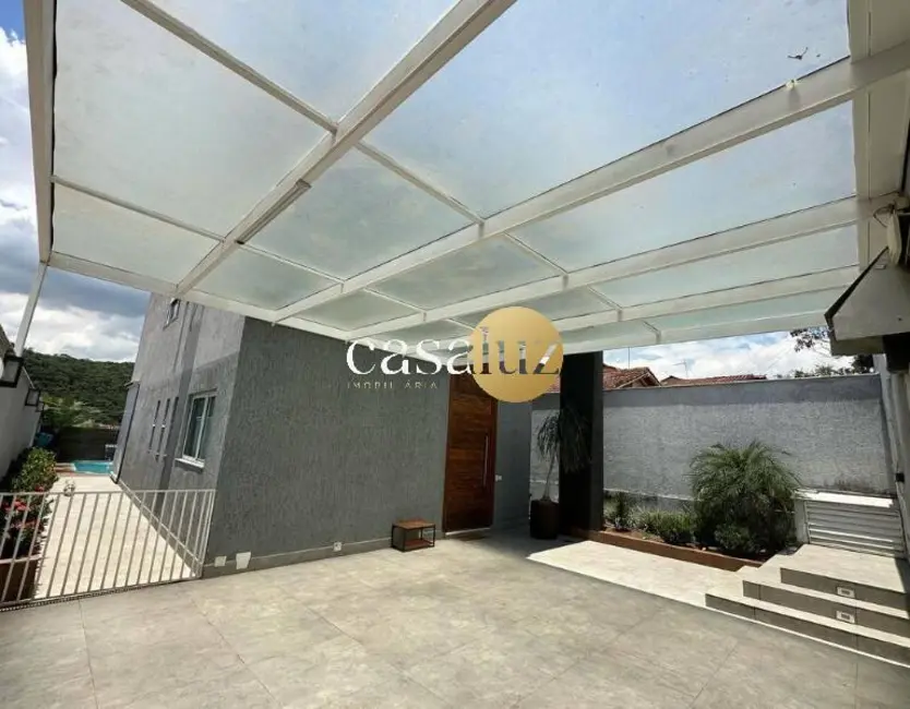 Foto 4 de Casa com 3 quartos à venda, 257m2 em Sarzedo - MG
