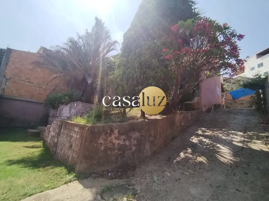 Foto 5 de Casa com 3 quartos à venda, 360m2 em Sarzedo - MG