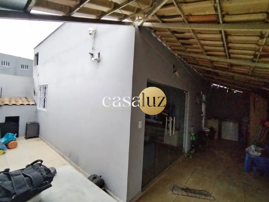 Foto 9 de Casa com 2 quartos à venda, 300m2 em Sarzedo - MG