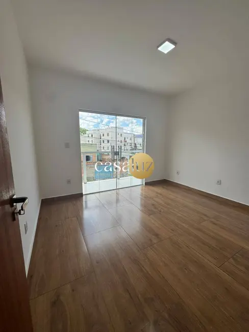 Foto 8 de Apartamento com 3 quartos à venda, 80m2 em Sarzedo - MG