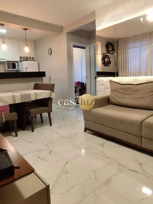 Foto 4 de Apartamento com 2 quartos à venda, 45m2 em Califórnia, Belo Horizonte - MG