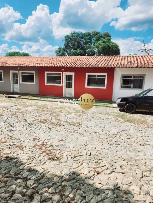 Foto 1 de Casa com 2 quartos à venda, 64m2 em Mateus Leme - MG