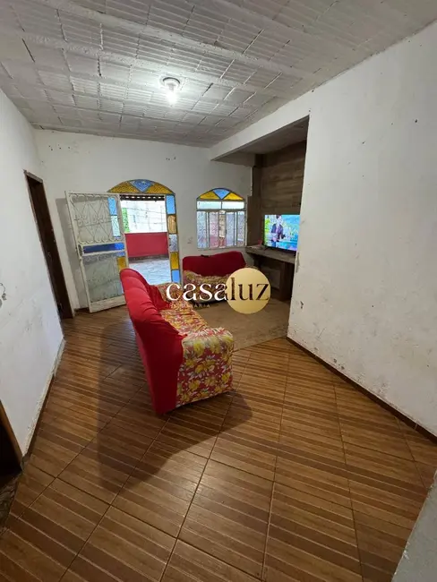 Foto 2 de Casa com 3 quartos à venda, 200m2 em Sarzedo - MG