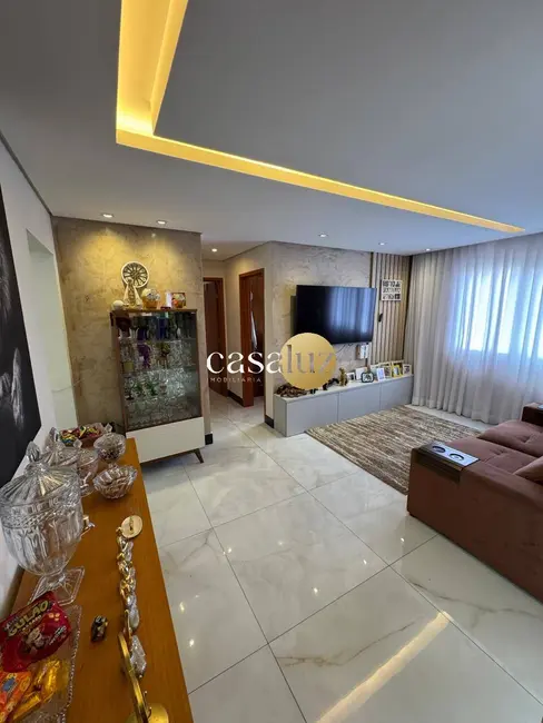 Foto 1 de Apartamento com 2 quartos à venda em Contagem - MG