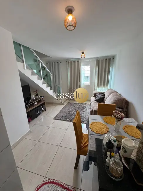 Foto 3 de Casa com 3 quartos à venda, 121848m2 em Sarzedo - MG