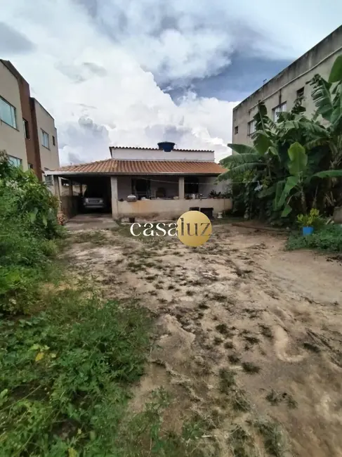 Foto 1 de Casa com 2 quartos à venda, 360m2 em Sarzedo - MG