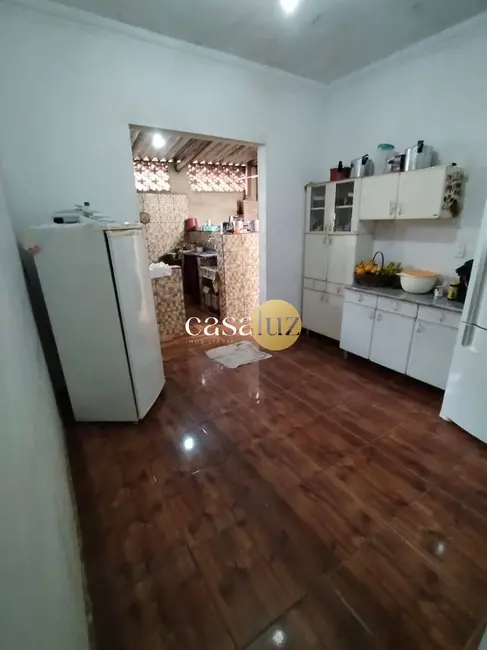 Foto 6 de Casa com 2 quartos à venda, 360m2 em Sarzedo - MG